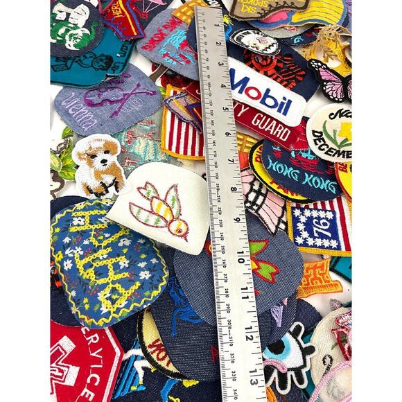 150 PC Assorted Sewing Applique Patches Iron on Sew On NEW Mixed Sequin Crafting - Picture 9 of 16